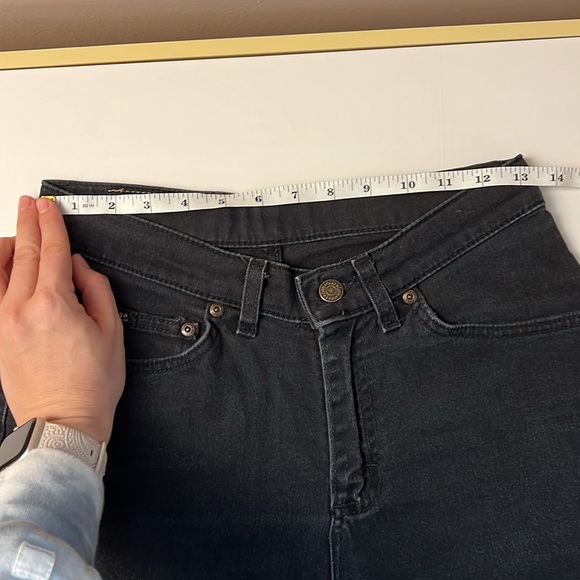 Vintage High Rise Lee Denim Shorts - Picture 3 of 6